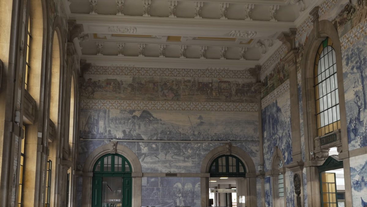 Sao Bento railway station