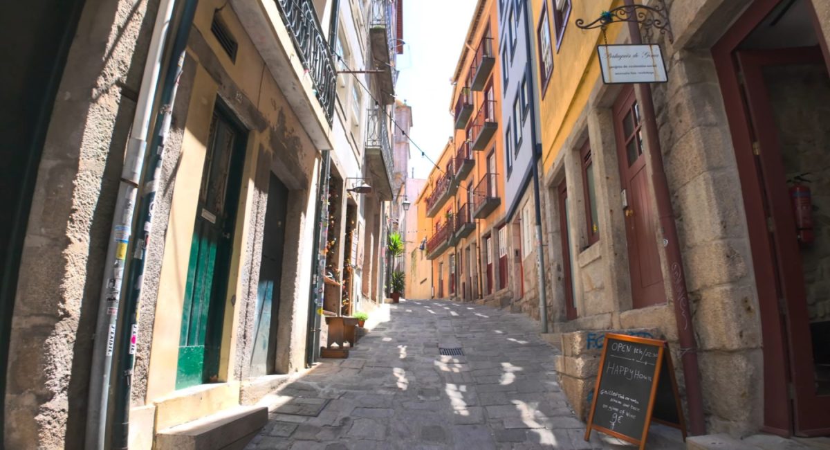 Walking tour in Porto